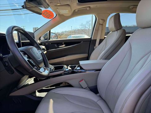 Used 2022 Lincoln Nautilus Reserve image 13