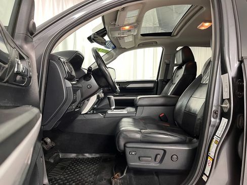 Used 2018 Toyota Tundra Platinum AWD/4WD image 16