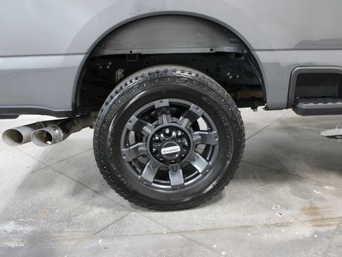 Used 2024 Ford F350 Lariat w/ Sport Appearance Package AWD/4WD image 42