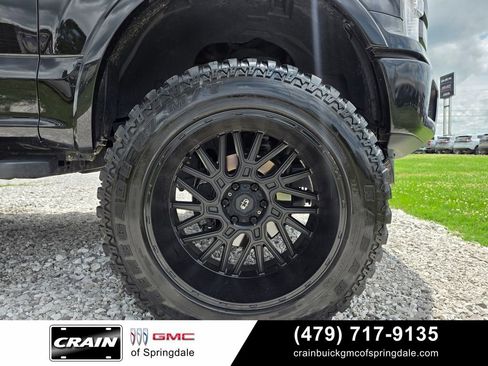 Used 2019 Ford F150 Lariat w/ Equipment Group 502A Luxury AWD/4WD image 29