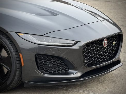 Used 2022 Jaguar F-TYPE Convertible image 5