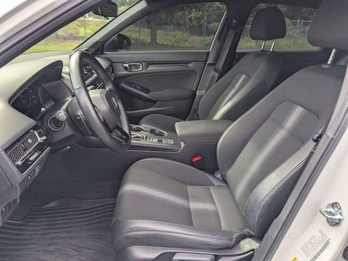 Used 2025 Honda Civic Sport image 18