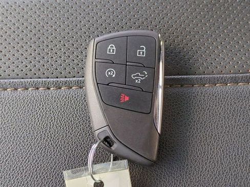 Used 2024 Chevrolet Silverado 1500 High Country image 29