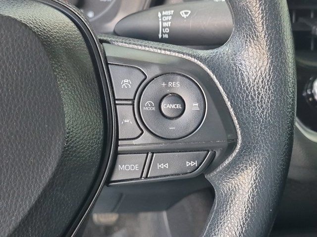 Used 2025 Toyota Corolla LE FWD image 26