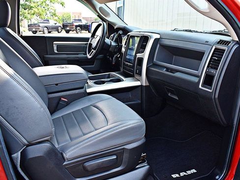 Used 2014 RAM 1500 Express RWD image 17