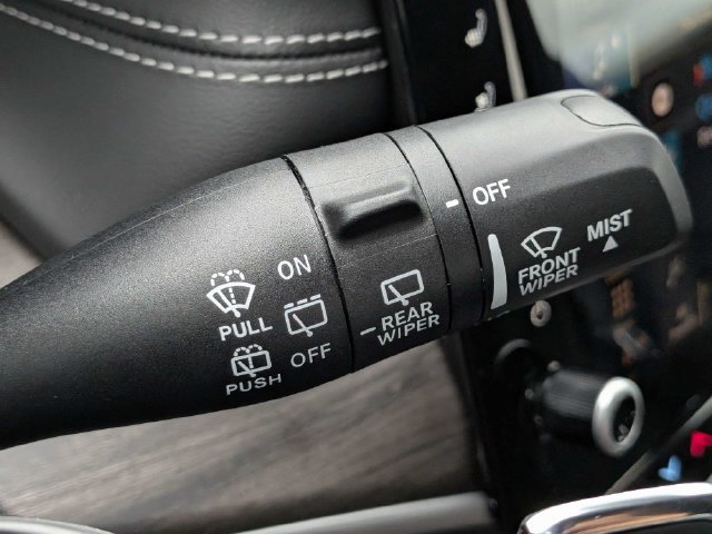 New 2027 Jeep Grand Cherokee Limited AWD/4WD image 30