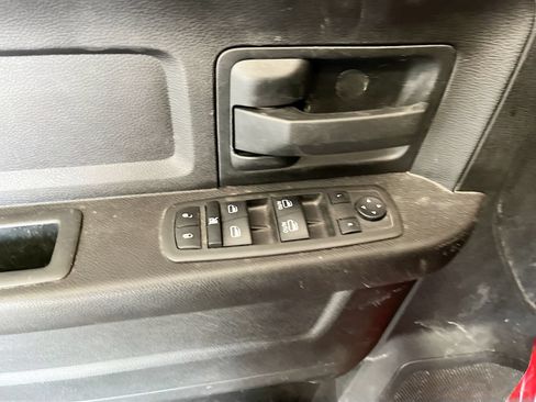 Used 2022 RAM 2500 Tradesman AWD/4WD image 17