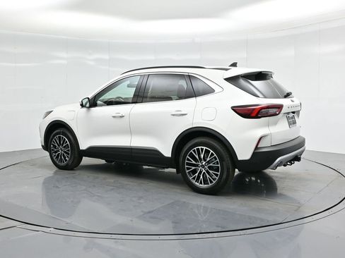 New 2025 Ford Escape SE w/ PHEV Premium Package image 6