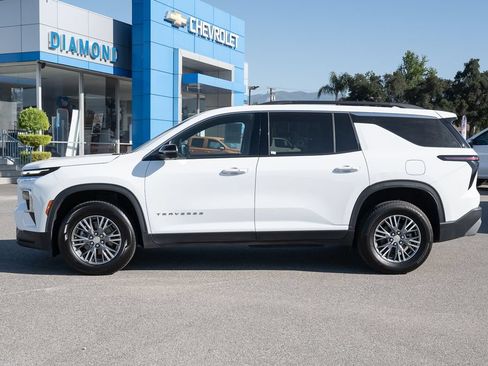 Used 2024 Chevrolet Traverse LT AWD/4WD image 7