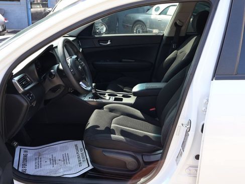 Used 2020 Kia Optima LX FWD image 22