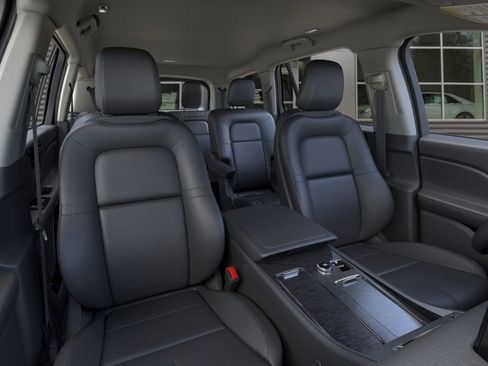 New 2026 Lincoln Aviator AWD image 10