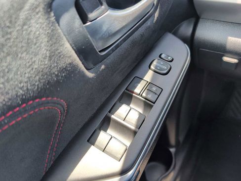Used 2017 Toyota Camry XSE FWD image 15