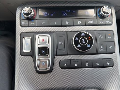Used 2025 Hyundai Palisade Limited AWD/4WD image 6