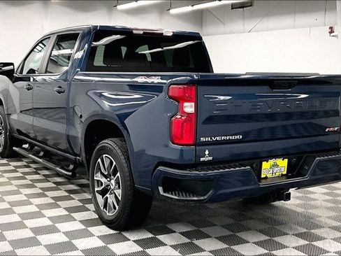 Used 2022 Chevrolet Silverado 1500 RST image 3