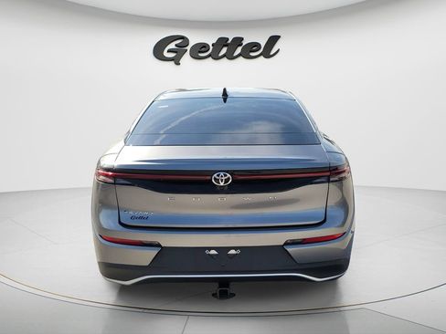 Certified 2025 Toyota Crown AWD/4WD image 6