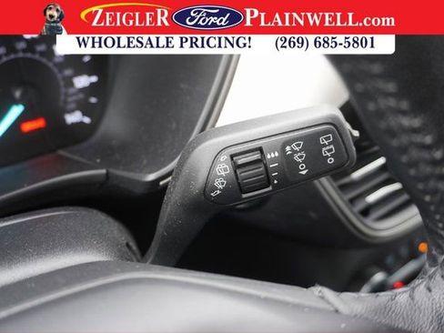 Used 2020 Ford Escape SEL image 25
