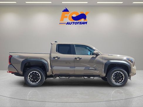 New 2026 Toyota Tacoma TRD Off-Road image 5