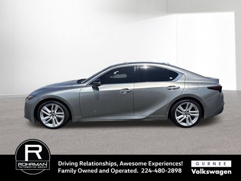 Used 2022 Lexus IS 300 w/ Accessory Package RWD image 5
