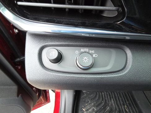 Certified 2025 Buick Envista Sport Touring w/ Convenience I Package image 20