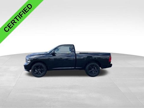 Used 2017 RAM 1500 Express w/ Black Ram 1500 Express Group RWD image 3