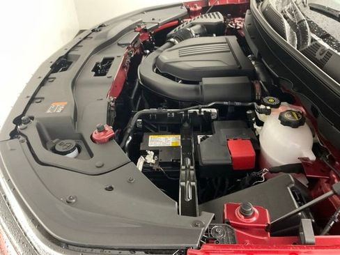 New 2026 Chevrolet Traverse RS w/ LPO, Floor Liner Package AWD/4WD image 10