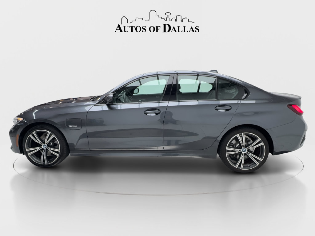Used 2022 BMW 330e w/ Driving Assistance Package RWD image 6