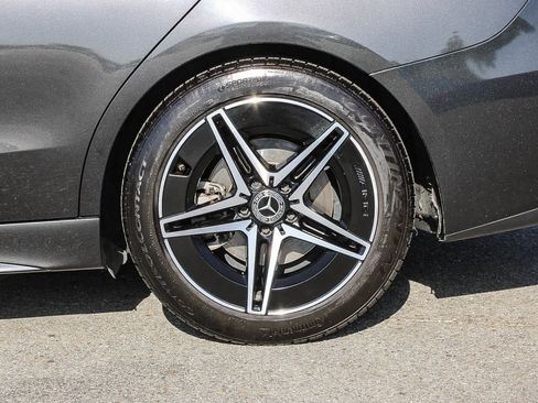 Used 2023 Mercedes-Benz C 300 Sedan image 10