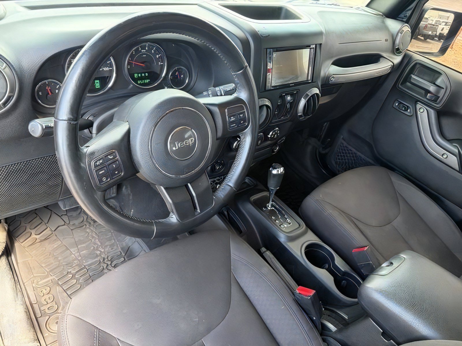 Used 2017 Jeep Wrangler Unlimited Sport w/ Quick Order Package 24S AWD/4WD image 17