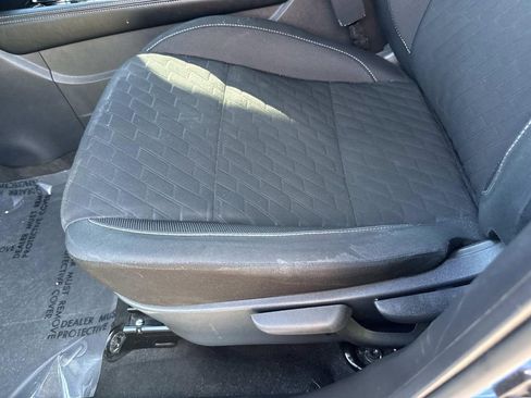 Used 2024 Nissan Kicks SV image 19