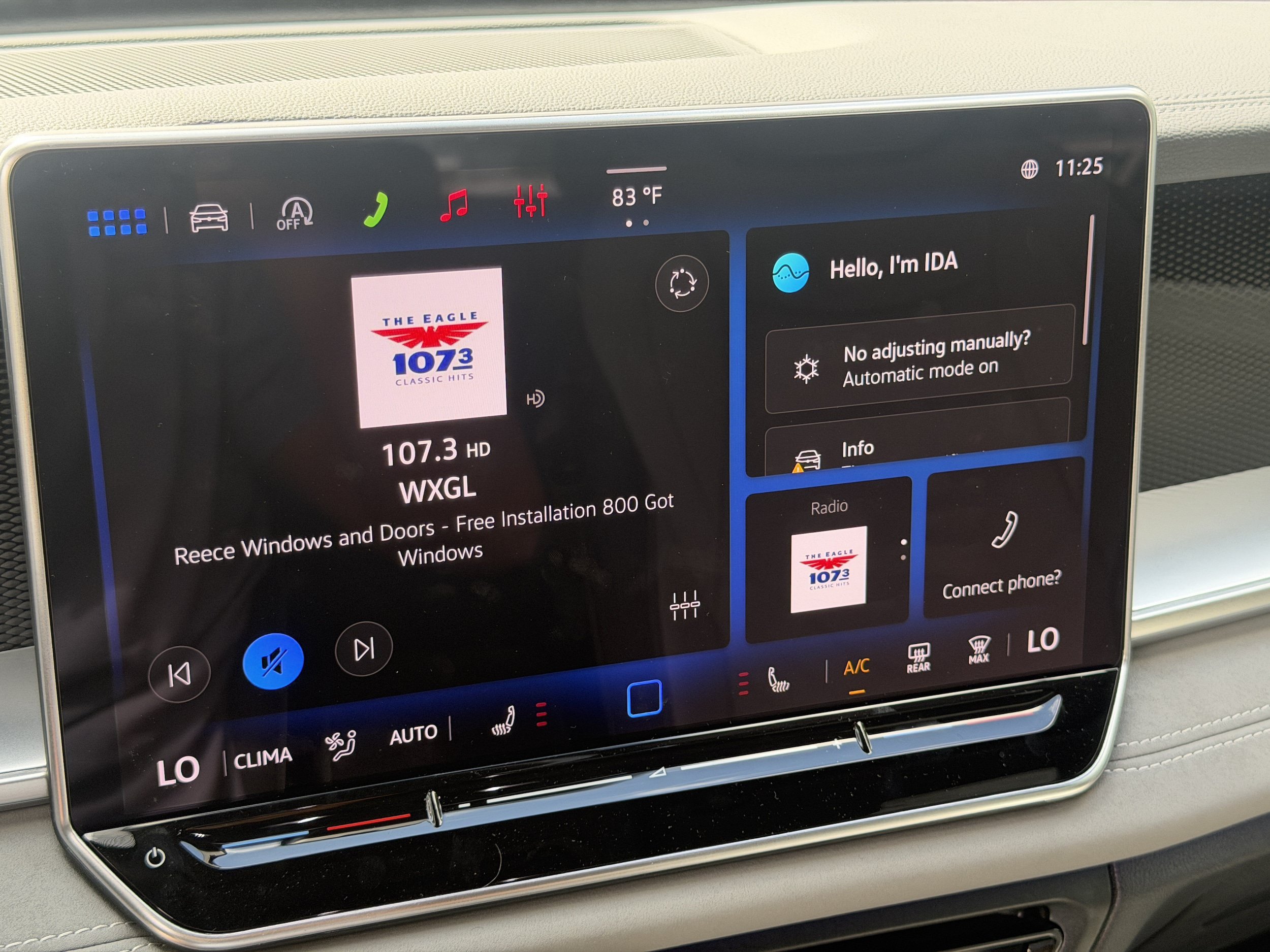 New 2026 Volkswagen Tiguan SE R-Line FWD image 26