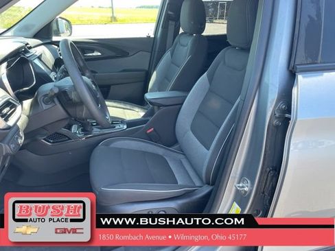 Used 2023 Chevrolet TrailBlazer LT FWD image 15
