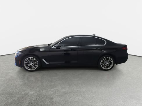 Used 2023 BMW 530i w/ Convenience Package image 8