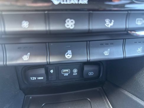 Used 2020 Hyundai Santa Fe Limited AWD/4WD image 37