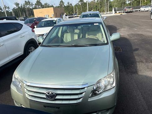 Used 2007 Toyota Avalon XL FWD image 3