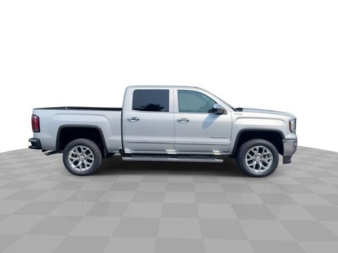 Used 2017 GMC Sierra 1500 SLT w/ SLT Premium Package AWD/4WD image 9