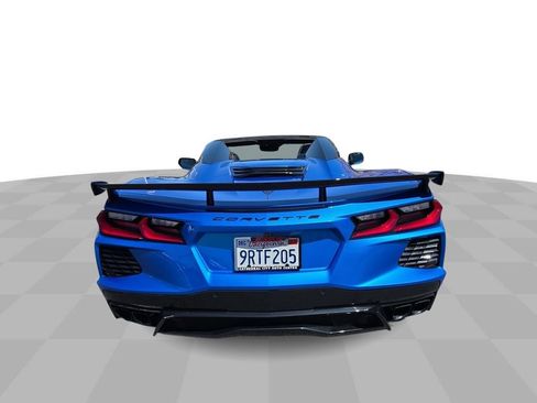 Used 2025 Chevrolet Corvette Stingray Premium Conv w/ Z51 Performance Package RWD image 7