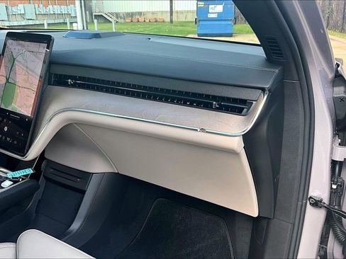 New 2026 Volvo EX90 Plus image 18