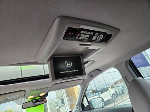 Used 2016 Honda Pilot Touring image 18