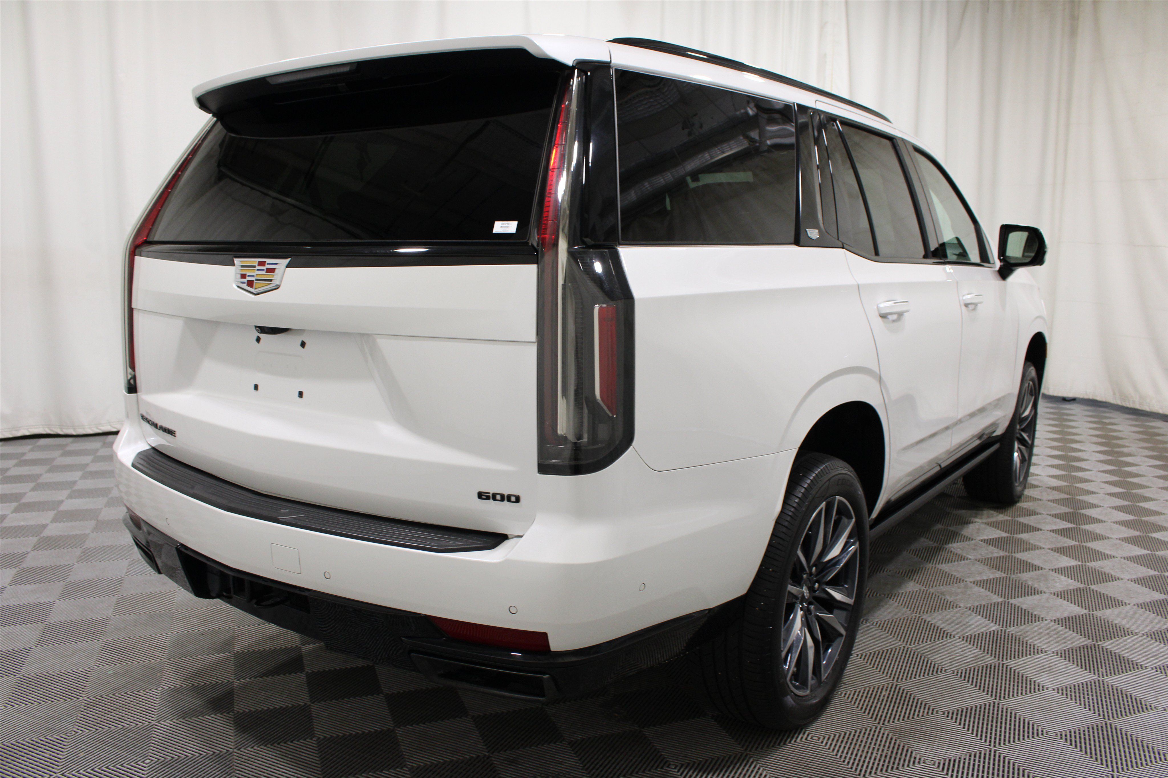 Used 2023 Cadillac Escalade Sport Platinum AWD/4WD image 35