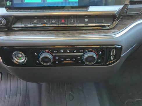 Used 2024 Chevrolet Silverado 1500 LT w/ Protection Package image 19