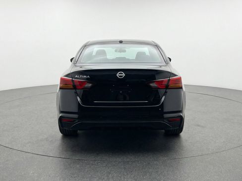 Used 2025 Nissan Altima 2.5 SV FWD image 7