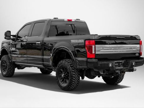 Used 2020 Ford F250 Platinum w/ Tremor Off-Road Package AWD/4WD image 8