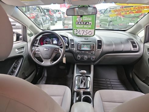 Used 2017 Kia Forte LX w/ LX Popular Package FWD image 10