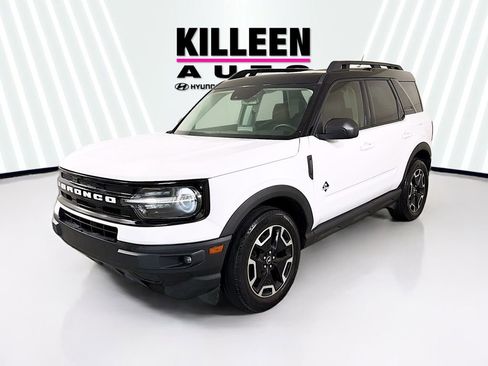 Used 2022 Ford Bronco Sport Outer Banks w/ Tech Package AWD/4WD image 3