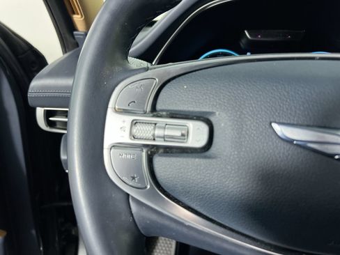 Used 2023 Genesis GV80 2.5T w/ Prestige Package AWD/4WD image 16