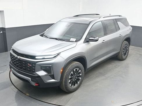 New 2026 Chevrolet Traverse Z71 w/ Enhanced Driving Package AWD/4WD image 37
