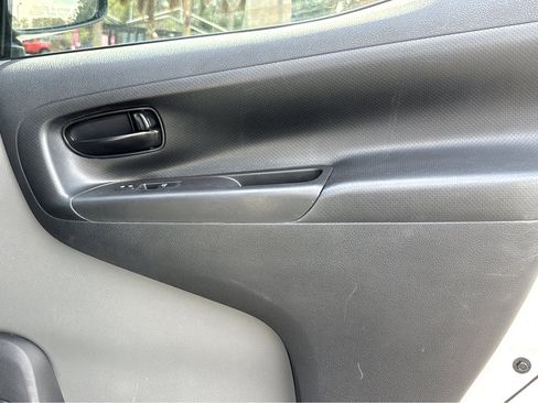 Used 2021 Nissan NV200 S w/ Back Door Glass Package image 10