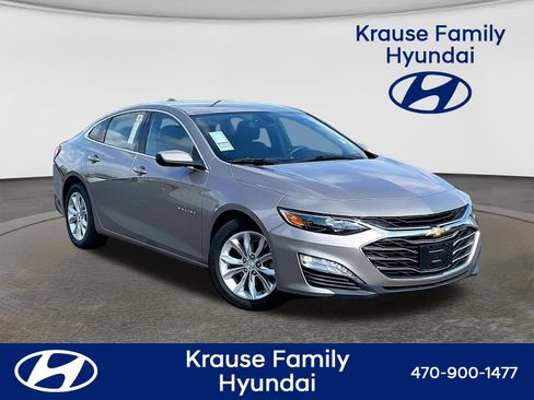 Used 2022 Chevrolet Malibu LT FWD image 1