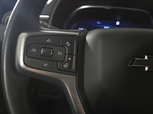 Certified 2022 Chevrolet Tahoe Z71 w/ Luxury Package AWD/4WD image 16