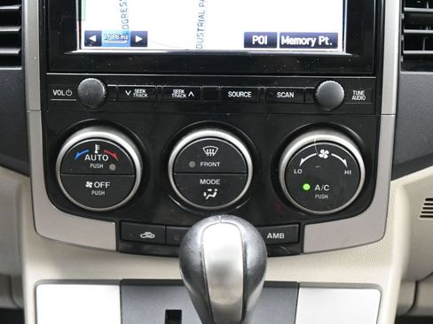 Used 2008 MAZDA MAZDA5 Grand Touring FWD image 21